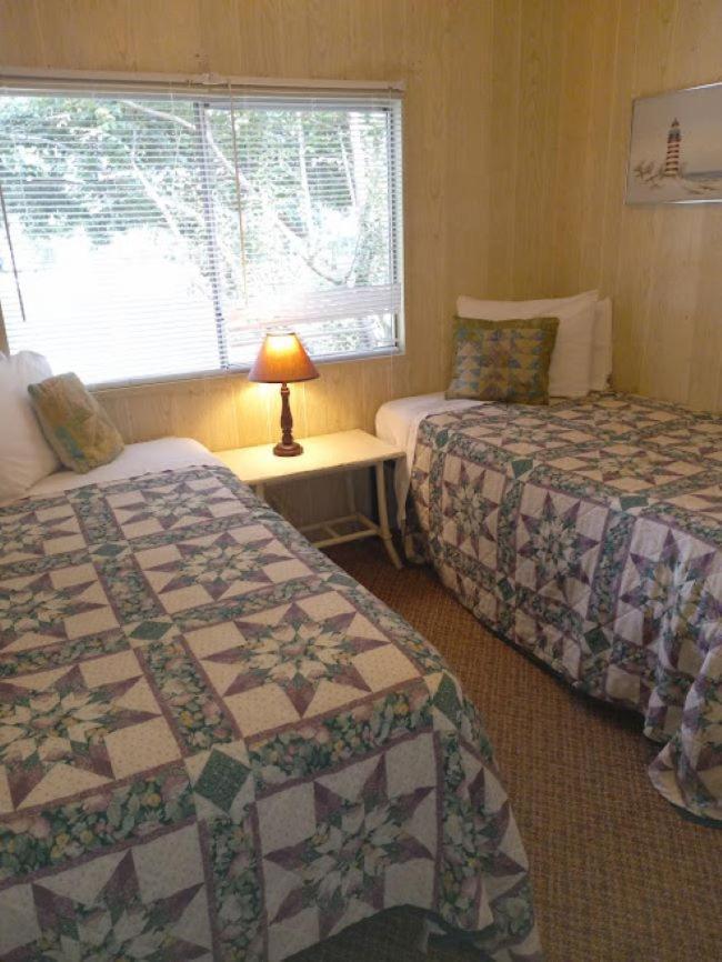 Stegbone'S Fish Camp And Resort Satsuma Εξωτερικό φωτογραφία