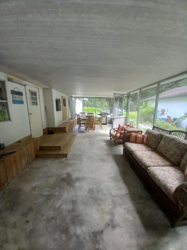 Stegbone'S Fish Camp And Resort Satsuma Εξωτερικό φωτογραφία
